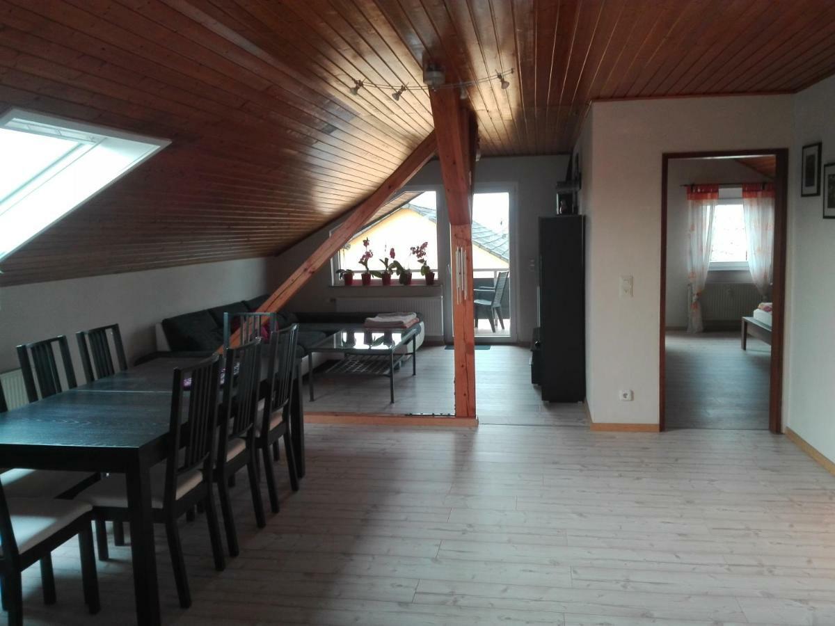 Obere Ferienwohnung Asshoff Zwischen Odenwald, Taubertal Und Bauland Berolzheim المظهر الخارجي الصورة