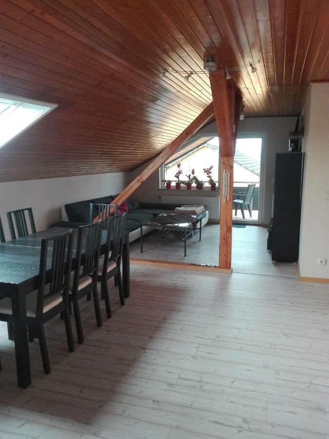 Obere Ferienwohnung Asshoff Zwischen Odenwald, Taubertal Und Bauland Berolzheim المظهر الخارجي الصورة